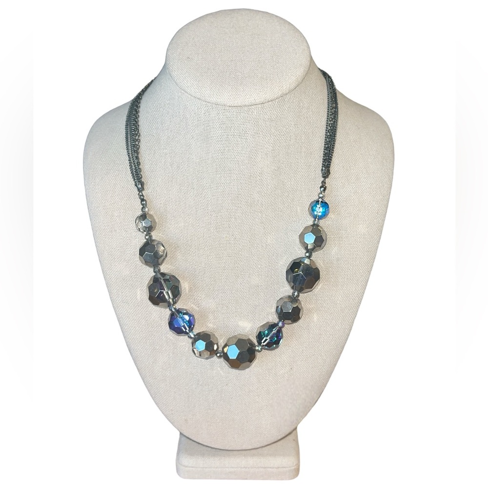 ✨ 3/$15 Fashion Gunmetal Tone Necklace with Multi Faceted Beads - Picture 1 of 3